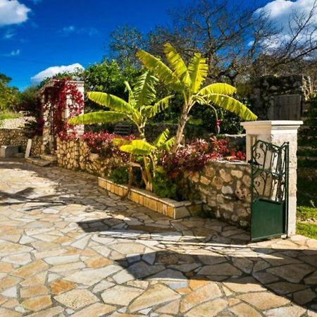 1841 Petrino Villa Fiskardo Bagian luar foto