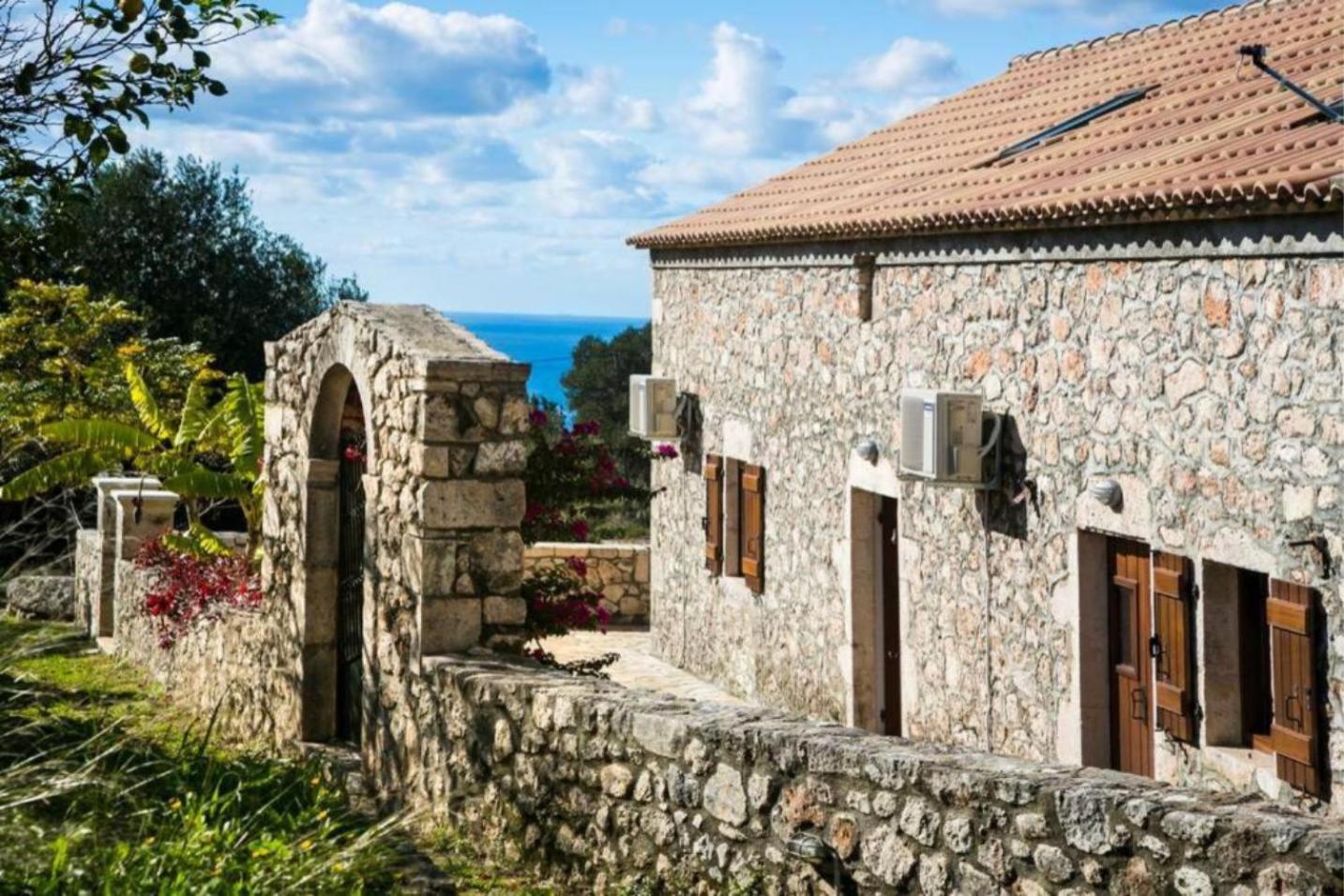1841 Petrino Villa Fiskardo Bagian luar foto