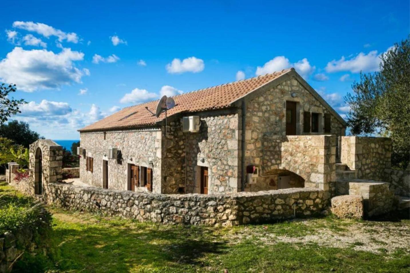 1841 Petrino Villa Fiskardo Bagian luar foto