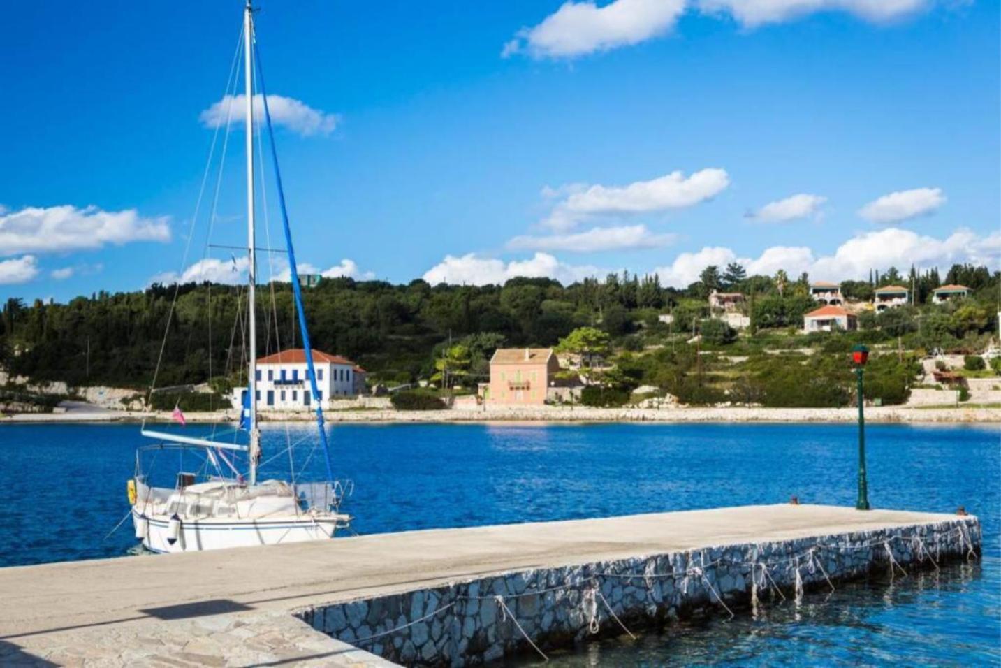 1841 Petrino Villa Fiskardo Bagian luar foto
